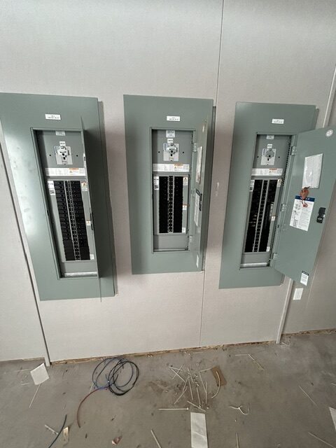main panel 4